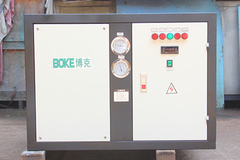 為什么工業(yè)冷水機會出現(xiàn)跑油現(xiàn)象？
